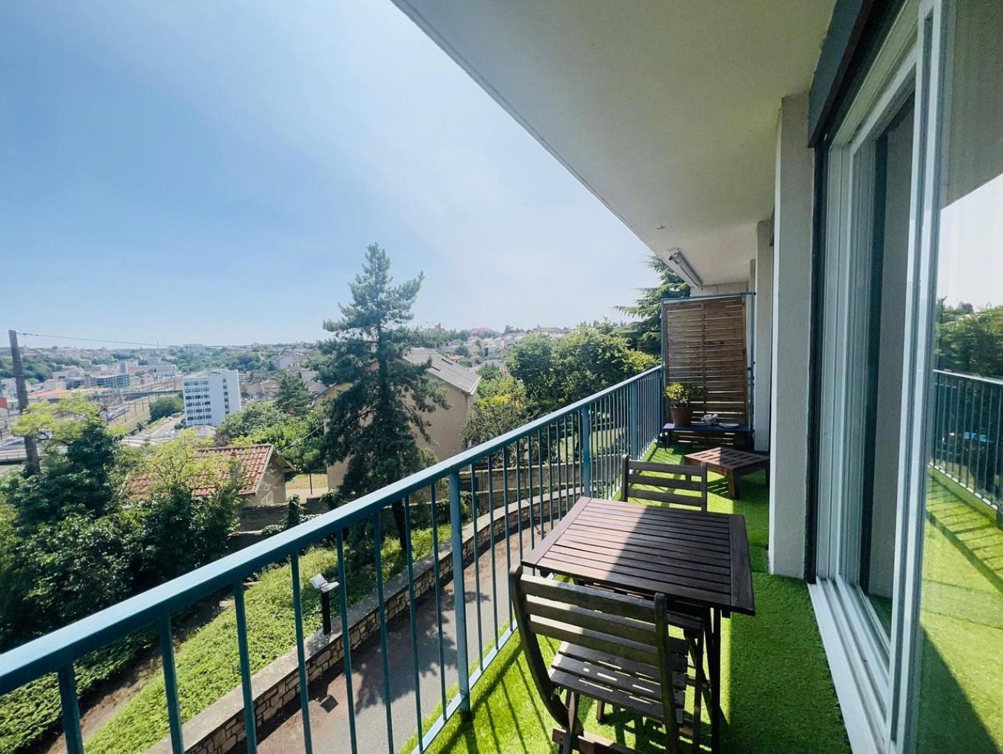 Le Retro - Splendide Appartement ปัวติเยร์ ภายนอก รูปภาพ