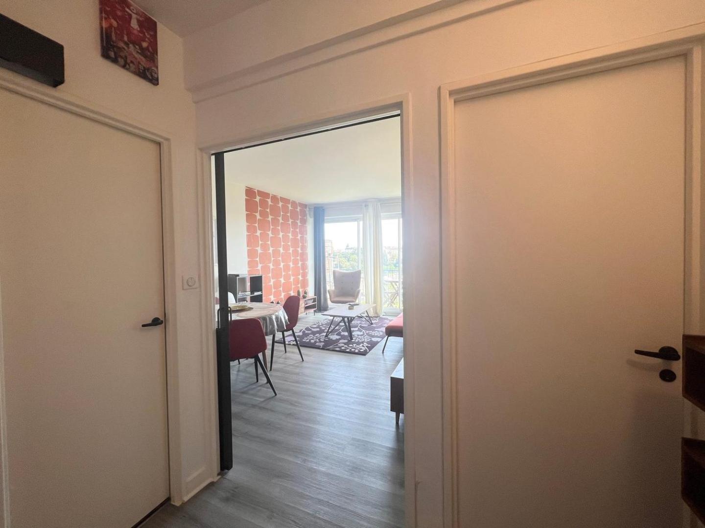 Le Retro - Splendide Appartement ปัวติเยร์ ภายนอก รูปภาพ